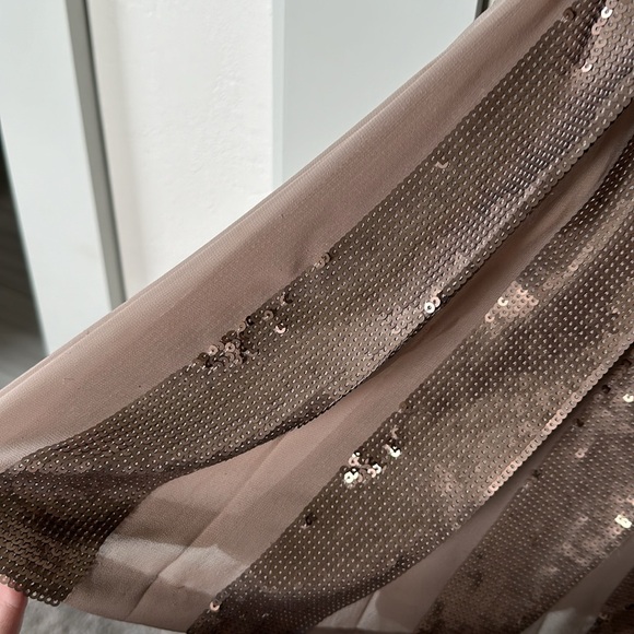 NWT BCBGMAXAZRIA Edna Pleated Sequined skirt in pumice wash - Picture 12 of 16